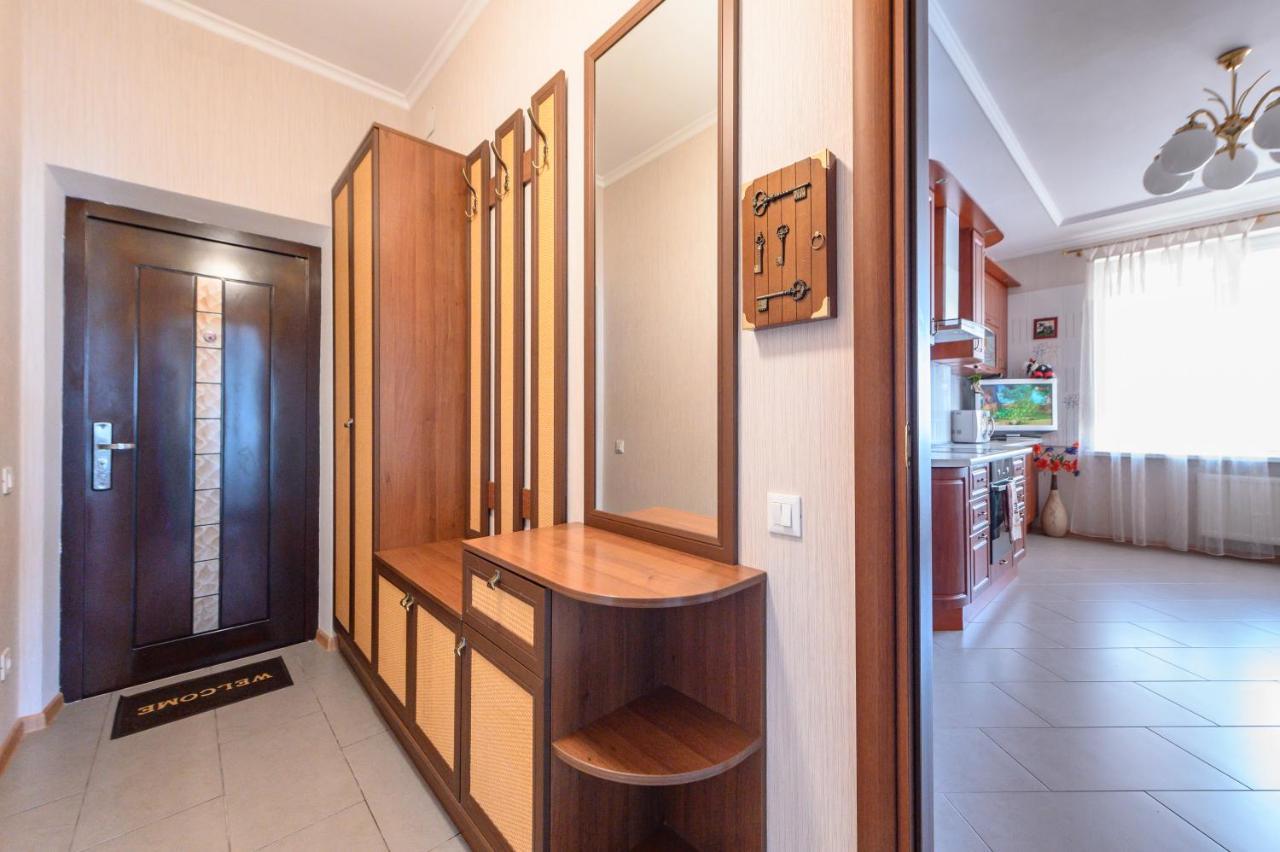 Happy Time Apartment Odesa Exterior foto