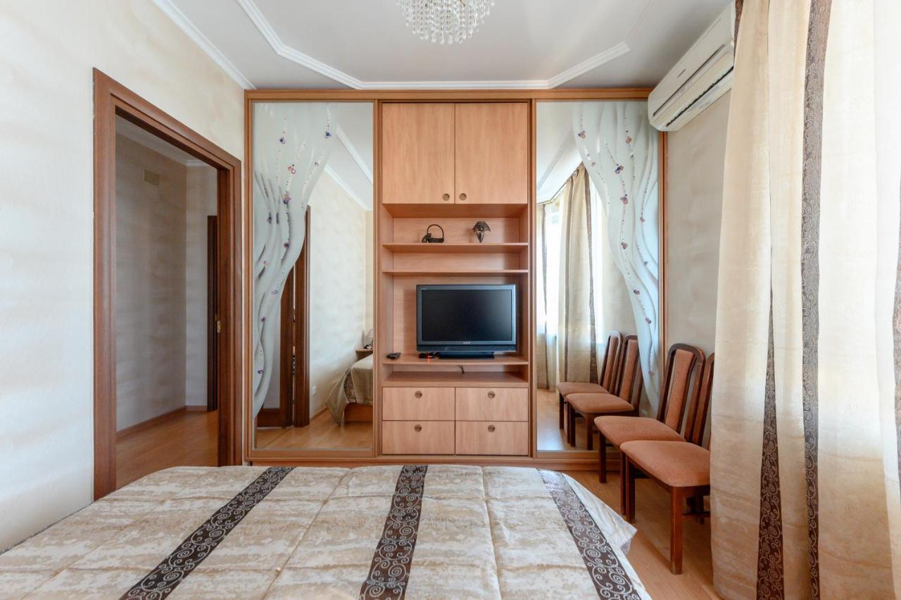 Happy Time Apartment Odesa Exterior foto