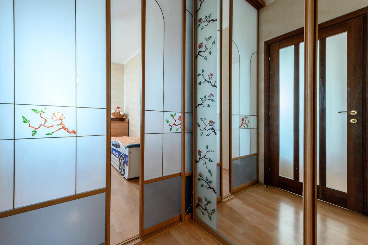 Happy Time Apartment Odesa Exterior foto